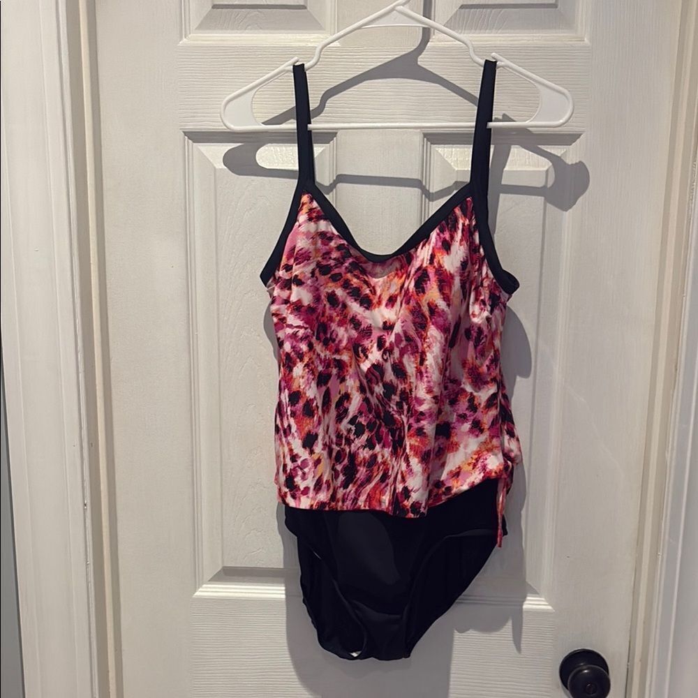 Maxine of Hollywood one piece swimsuit SZ 12